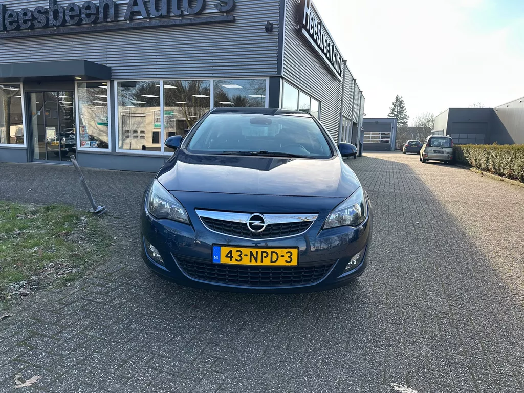 Opel Astra 1.4 Turbo Sport